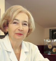 Prof. Kalina Kawecka-Jaszcz: Wiele moich badań dotyczyło nowych leków hipotensyjnych, które poprawiają jakość życia