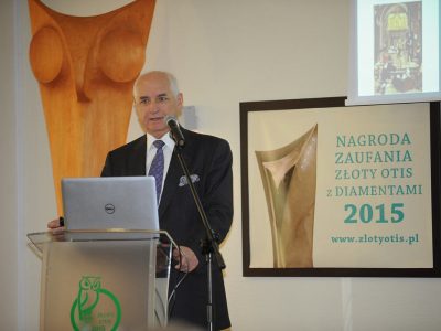 053_zloty-otis-2015