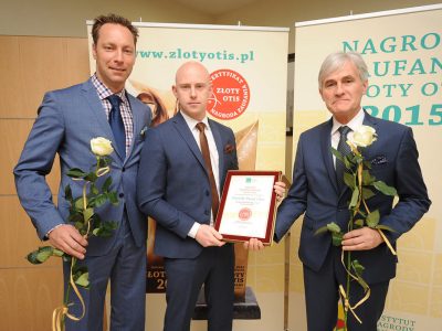 119_zloty-otis-2015