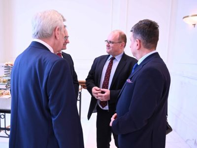 zloty-otis-2023-OTI_8143_cr