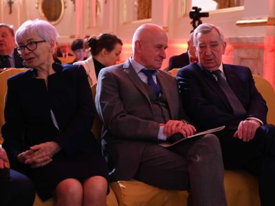 zloty-otis-2023-OTI_8177_cr