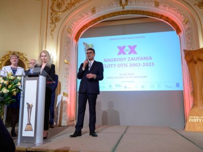 zloty-otis-2023-OTI_8195-copy