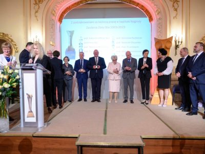 zloty-otis-2023-OTI_8281-copy