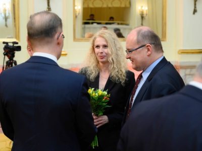 zloty-otis-2023-OTI_9000-copy