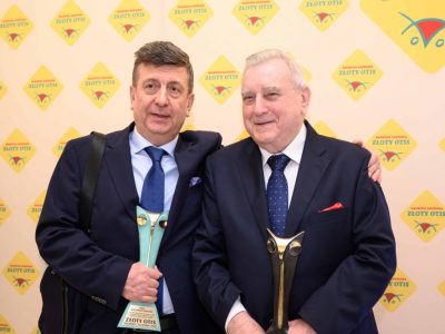 Prof. Waldemar Wierzba (z lewej) i prof. Kazimierz Suwalski